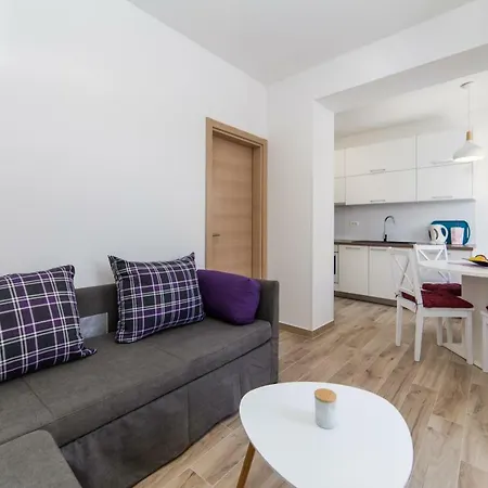 Ujdur Apartament